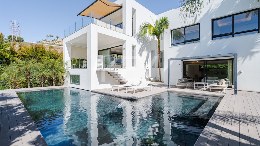 Роскошная вилла в Мирадоре дель Параисо, Бенахавис, Малага