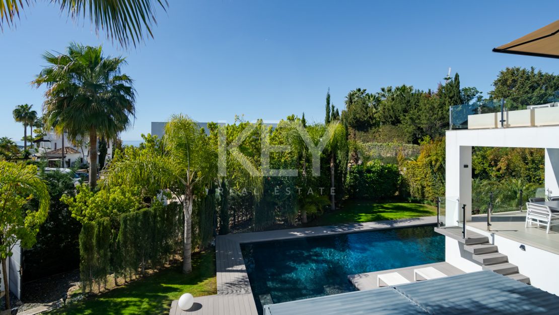 Роскошная вилла в Мирадоре дель Параисо, Бенахавис, Малага