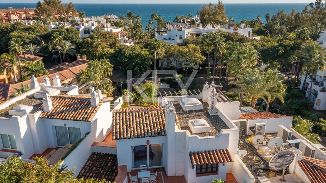 Stunning duplex penthouse for sale in the iconic Puerto Banus, Marbella