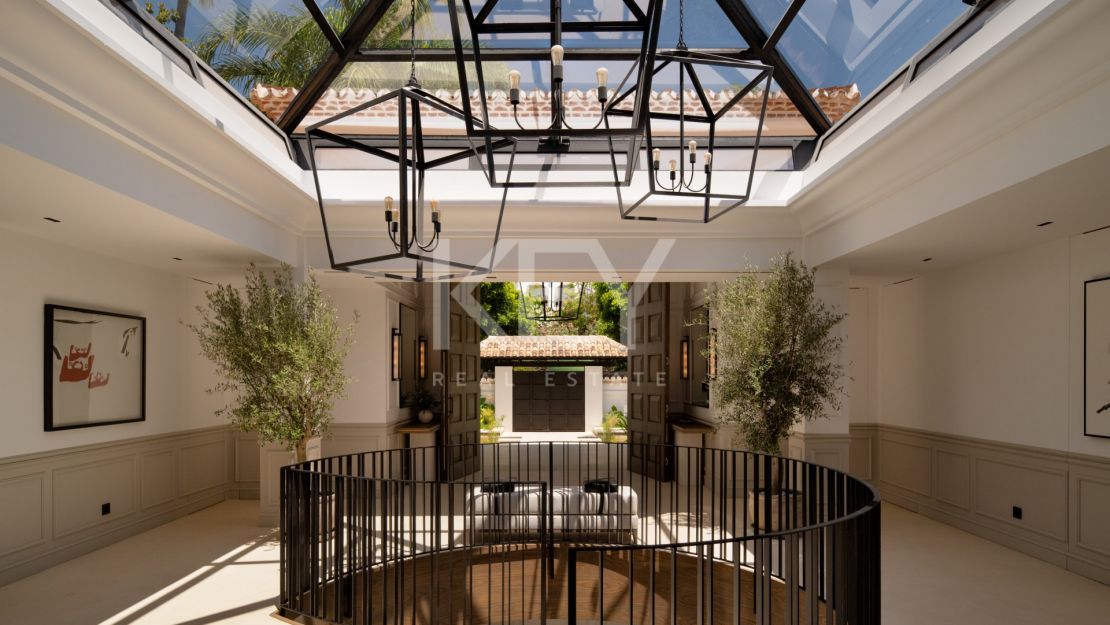 Уникальная вилла в тропическом стиле с потрясающим внутренним SPA и бассейном в Нуэва Андалусия, Марбелья