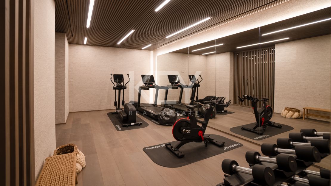 New modern villa ready to move in for sale in La Reserva, Sotogrande