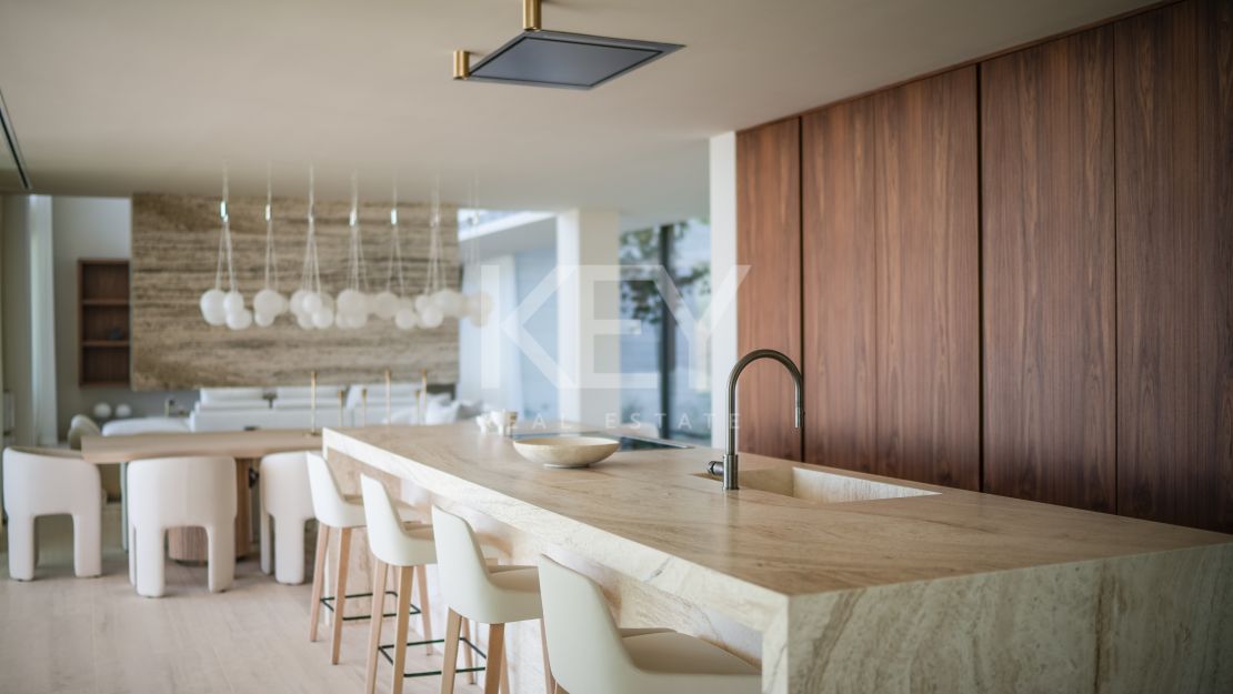 New modern villa ready to move in for sale in La Reserva, Sotogrande