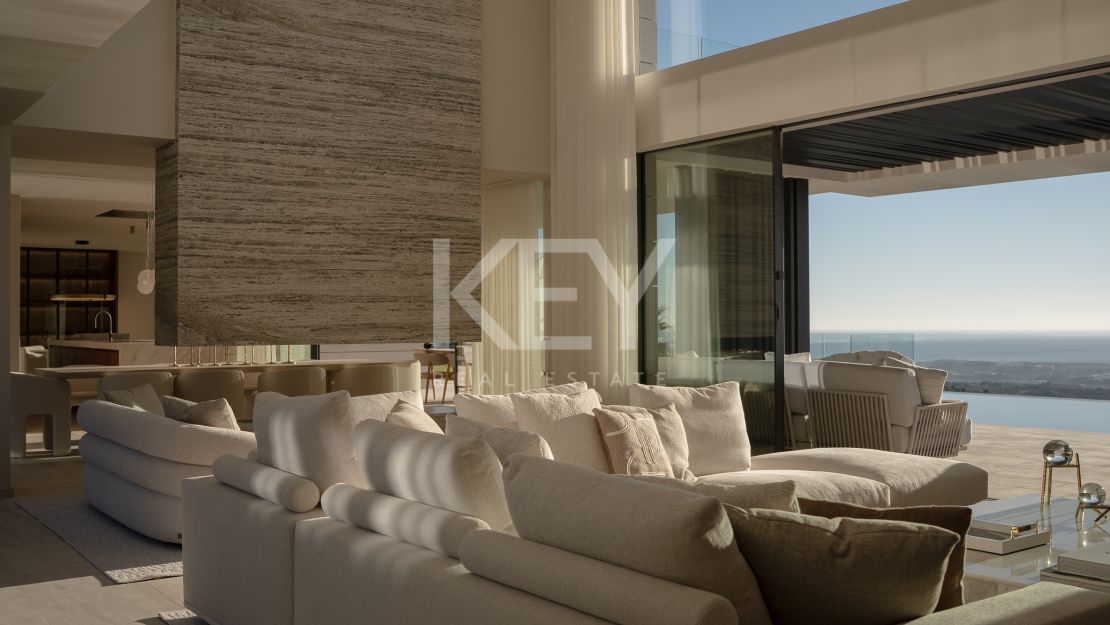 New modern villa ready to move in for sale in La Reserva, Sotogrande