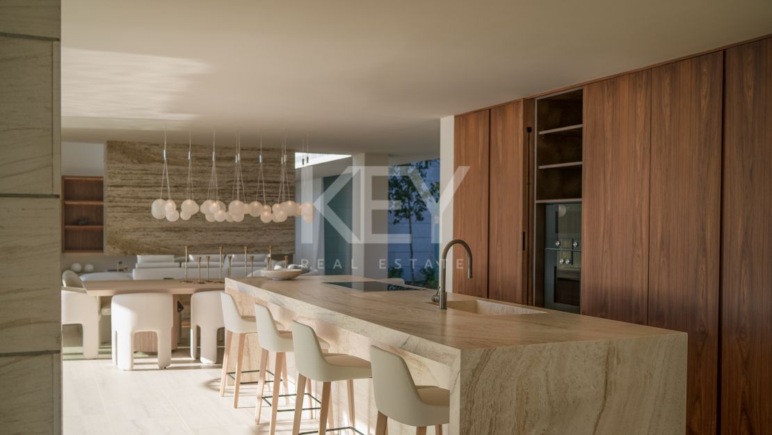 New modern villa ready to move in for sale in La Reserva, Sotogrande