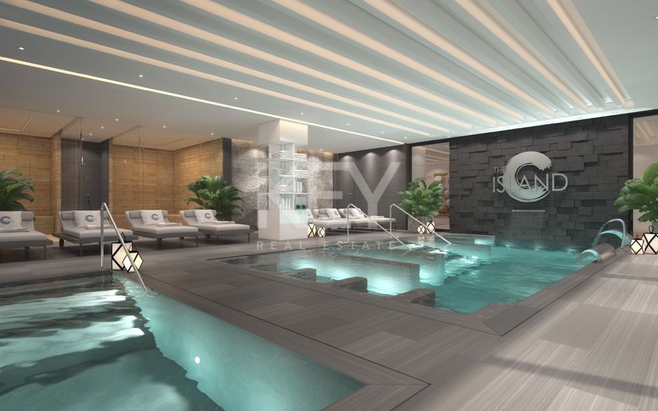 Продается идеально расположенный таунхаус в прибрежном комплексе в Эстепоне