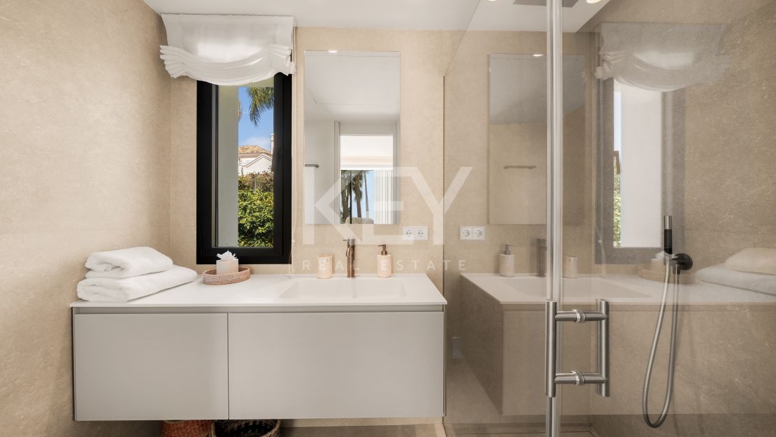 Contemporary Mediterranean Villa with Private Pool and Landscaped Gardens in El Paraíso