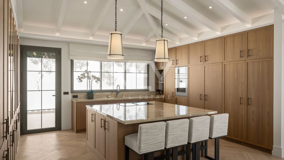 Luxury brand new 5-Bedroom Villa for Sale in Nagüeles, Marbella Golden Mile