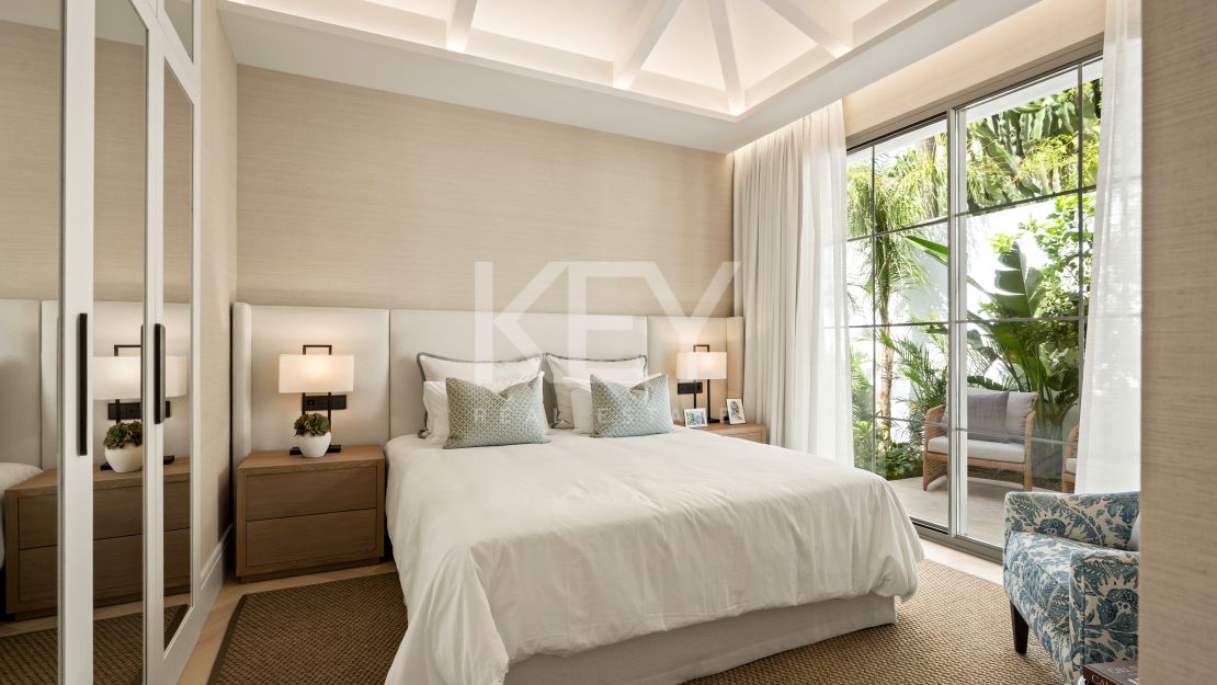 Luxury brand new 5-Bedroom Villa for Sale in Nagüeles, Marbella Golden Mile