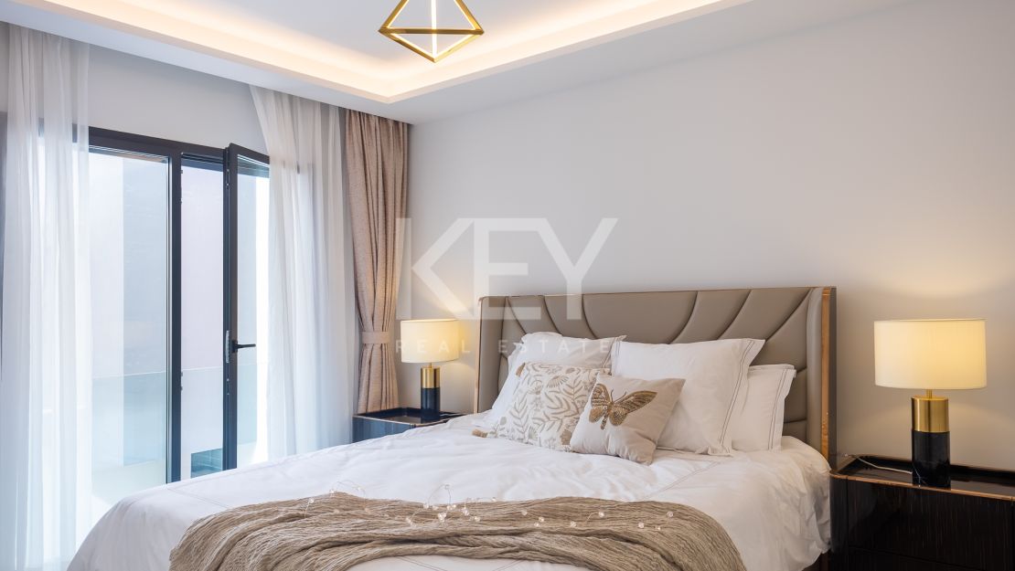 Luxury Beachfront Townhouse With Panoramic Sea Views, THE ISLAND, Estepona