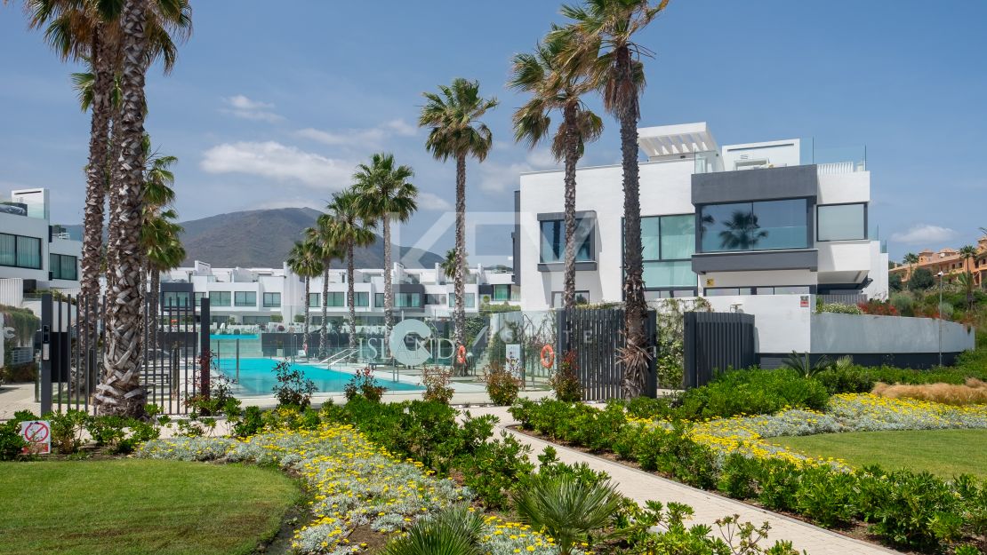 Luxury Beachfront Townhouse With Panoramic Sea Views, THE ISLAND, Estepona