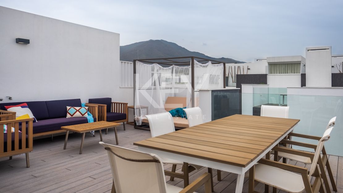 Luxury Beachfront Townhouse With Panoramic Sea Views, THE ISLAND, Estepona