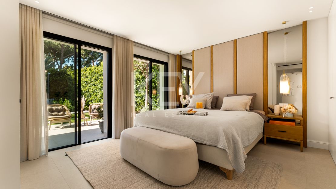 Elegante Villa Matilda a solo 100 metros de las mejores playas en La Reserva de Los Monteros, Marbella Este