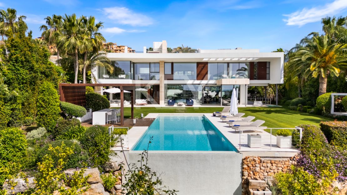 Villa Venere: Modern Villa for Rent in the Prestigious Location in La Cerquilla, Nueva Andalucia, Marbella