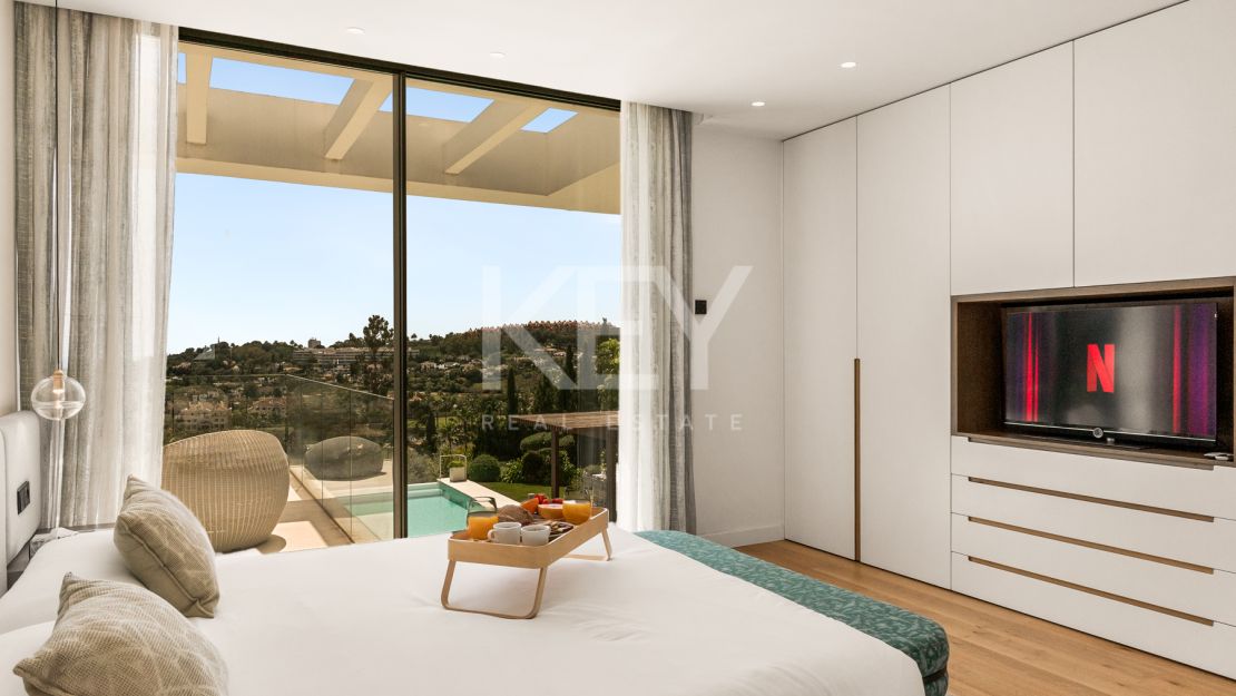 Villa Venere: Modern Villa for Rent in the Prestigious Location in La Cerquilla, Nueva Andalucia, Marbella