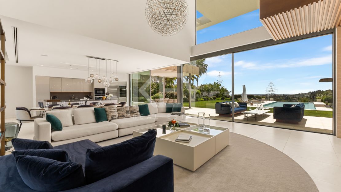 Villa Venere: Modern Villa for Rent in the Prestigious Location in La Cerquilla, Nueva Andalucia, Marbella