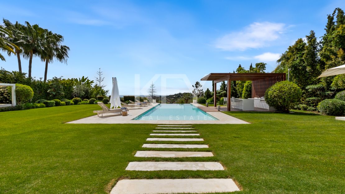 Villa Venere: Modern Villa for Rent in the Prestigious Location in La Cerquilla, Nueva Andalucia, Marbella
