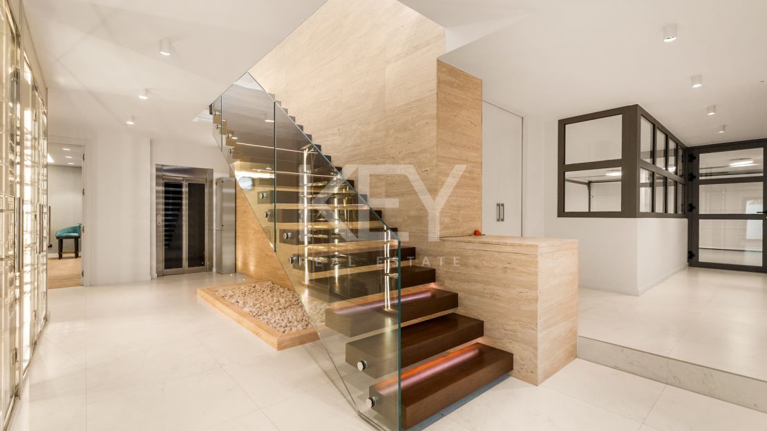 Villa Venere: Modern Villa for Rent in the Prestigious Location in La Cerquilla, Nueva Andalucia, Marbella