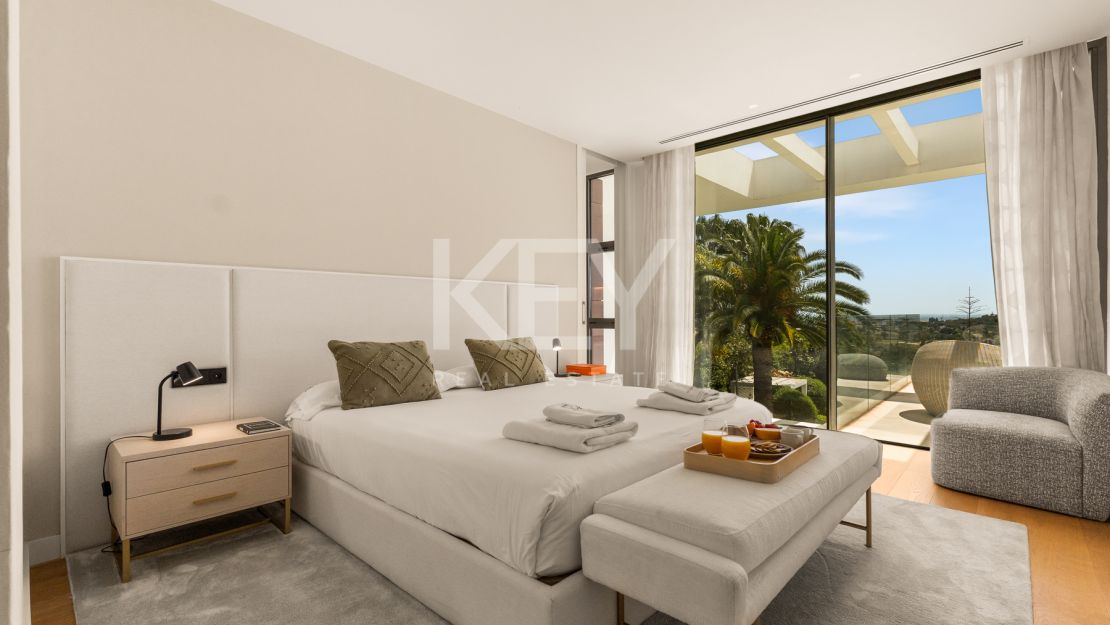 Villa Venere: Modern Villa for Rent in the Prestigious Location in La Cerquilla, Nueva Andalucia, Marbella