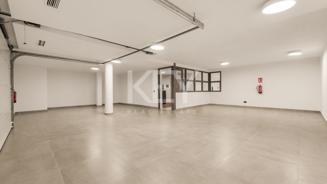Villa Venere: Modern Villa for Rent in the Prestigious Location in La Cerquilla, Nueva Andalucia, Marbella