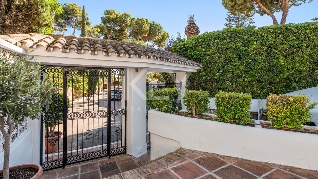 Five-Bedroom Beachside Villa for Sale in Los Monteros Playa, Marbella East