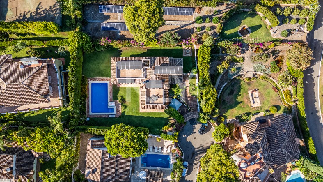 Five-Bedroom Beachside Villa for Sale in Los Monteros Playa, Marbella East