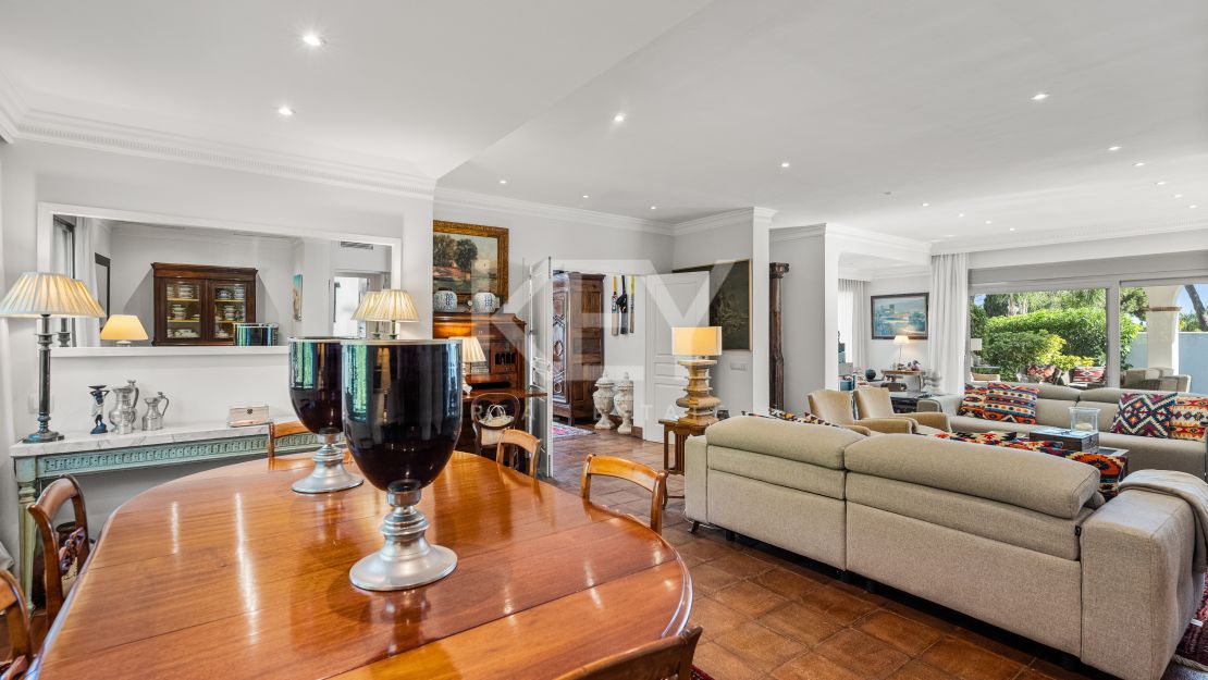 Five-Bedroom Beachside Villa for Sale in Los Monteros Playa, Marbella East