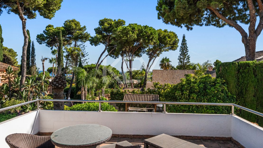 Five-Bedroom Beachside Villa for Sale in Los Monteros Playa, Marbella East
