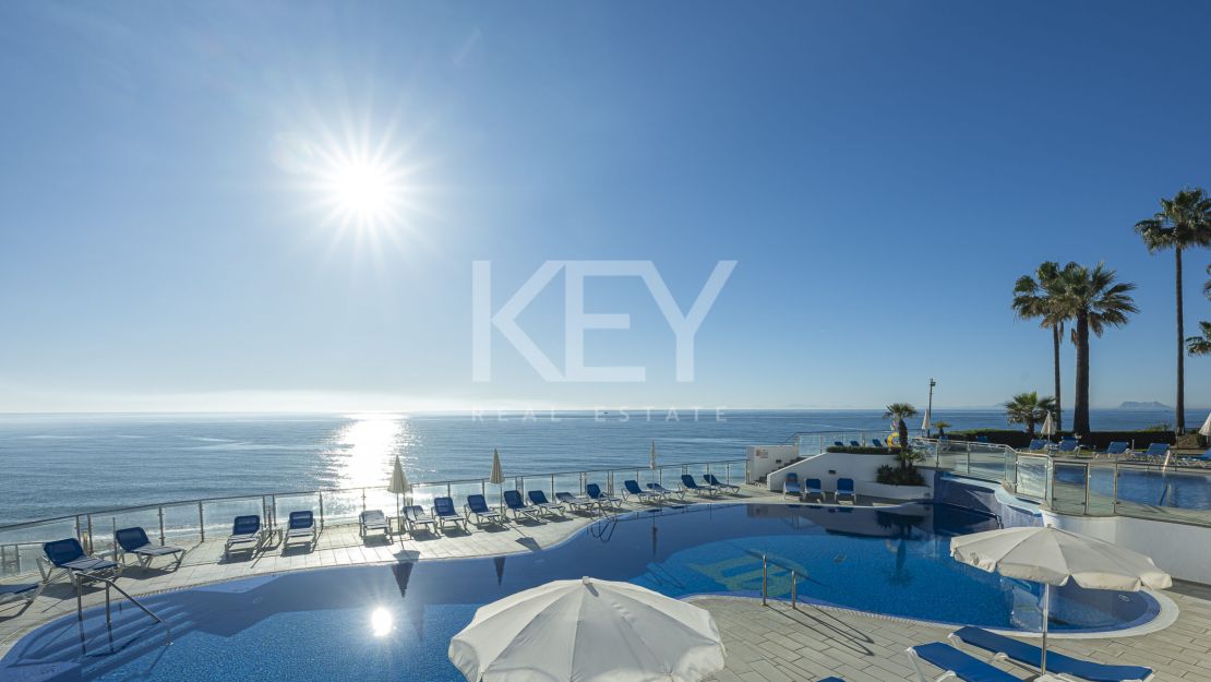 Penthouse with Sea Views for Sale in Estepona
