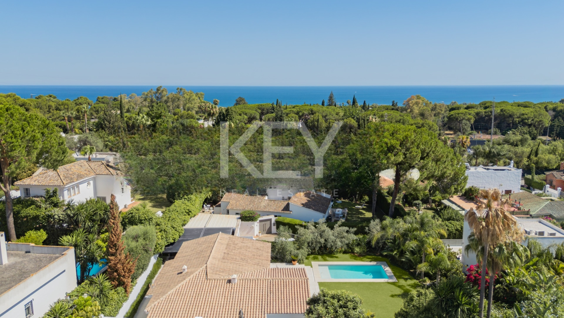 Villa for Sale in Los Llanos de Nagüeles, Marbella Golden Mile