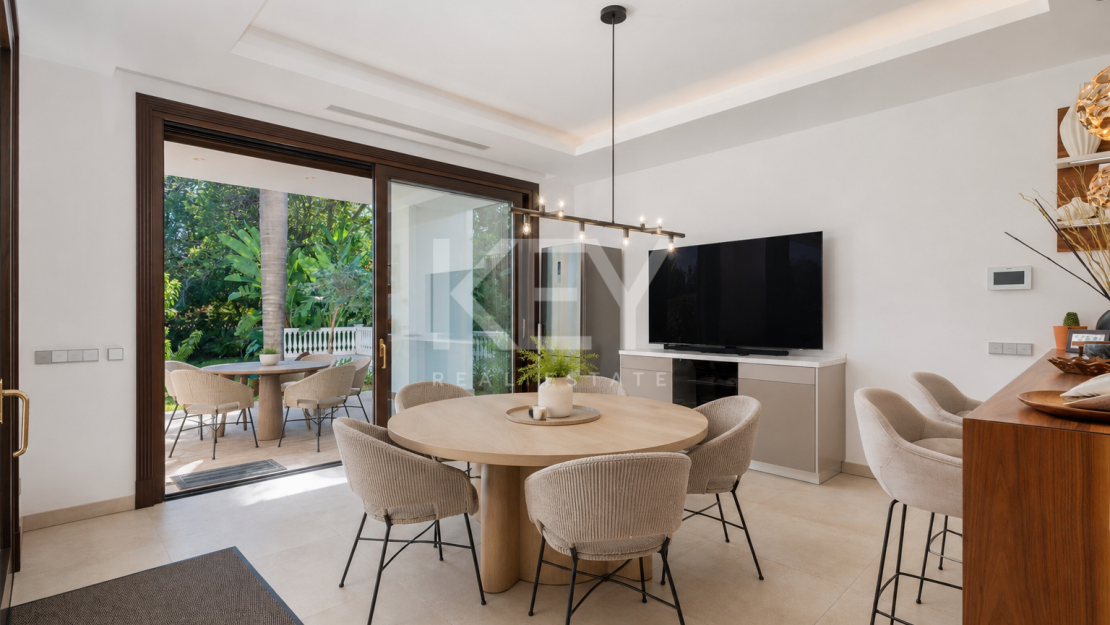 Luxury beachside villa for sale in Guadalmina Baja, Marbella