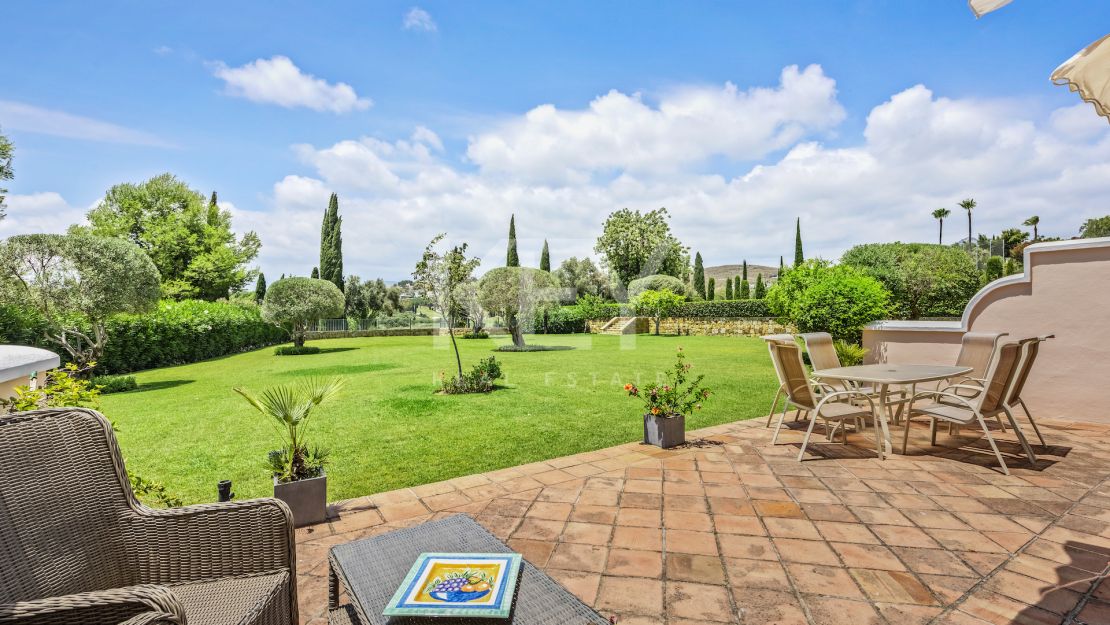 Elegant Garden Apartment Frontline to Los Flamingos Golf