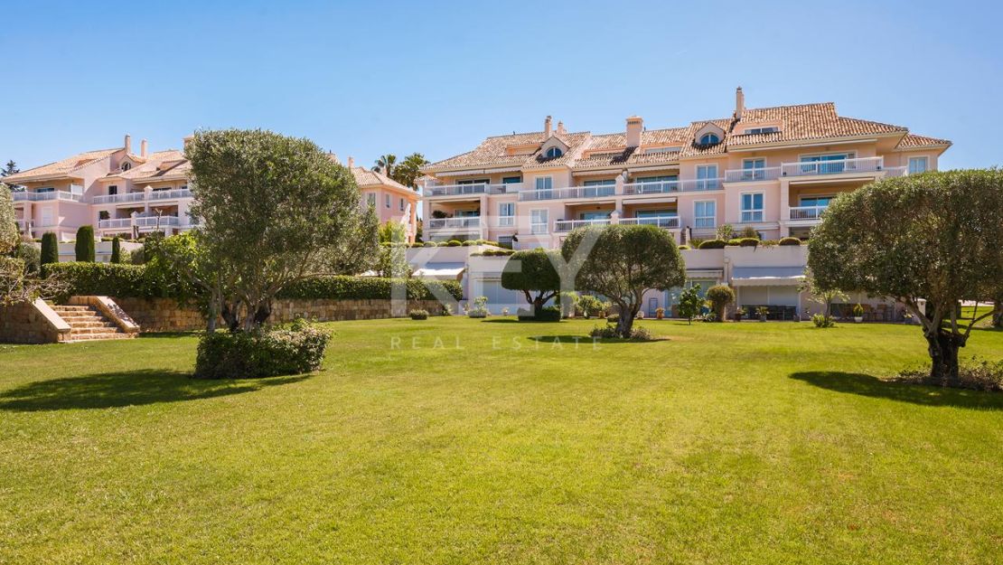 Elegant Garden Apartment Frontline to Los Flamingos Golf