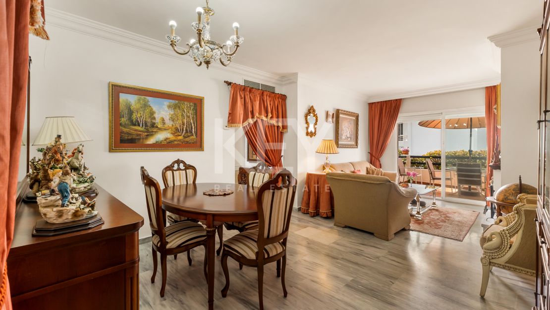 Duplex penthouse for sale in Guadalmina Baja, Marbella