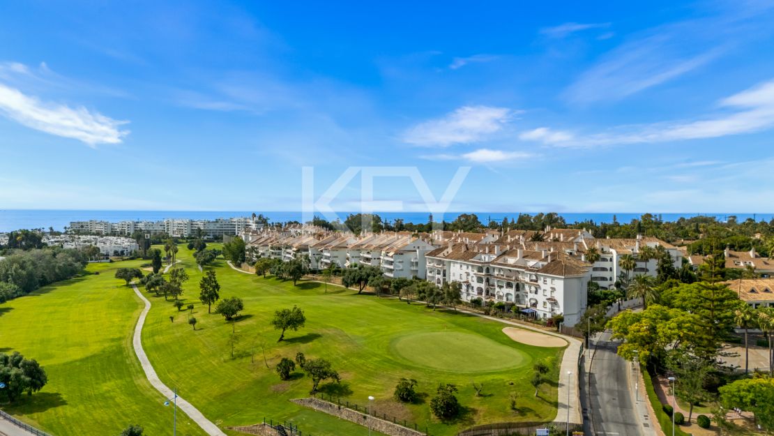 Duplex penthouse for sale in Guadalmina Baja, Marbella