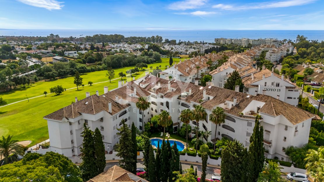Duplex penthouse for sale in Guadalmina Baja, Marbella