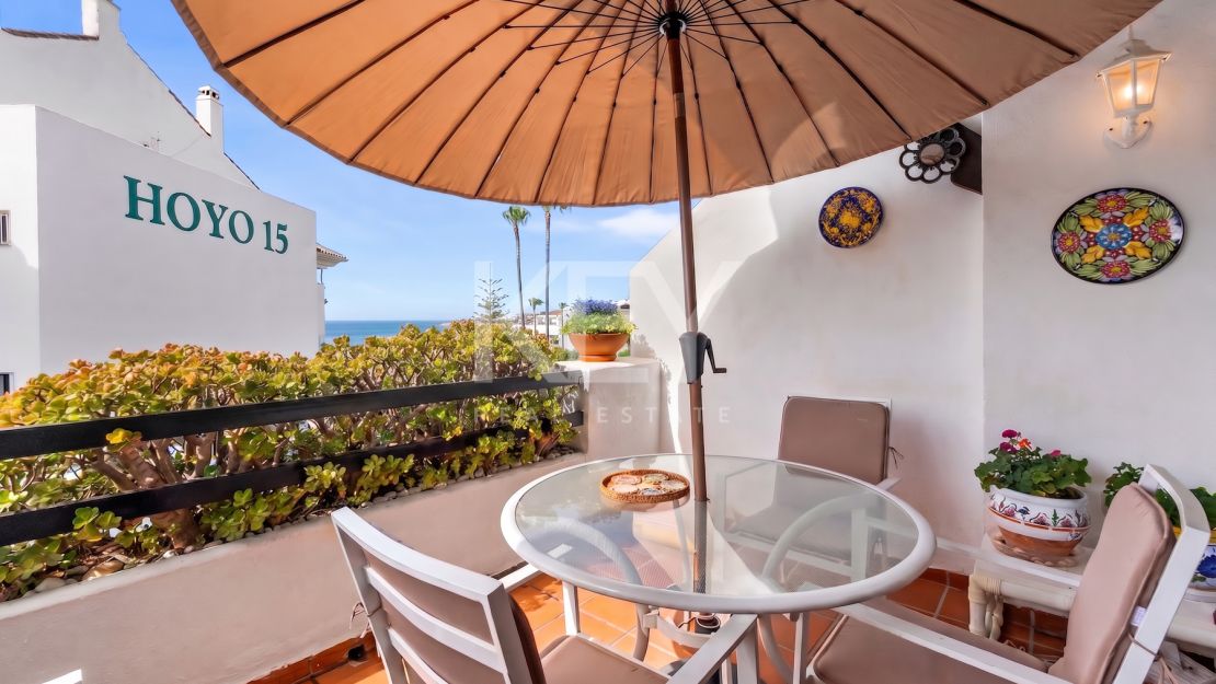 Duplex penthouse for sale in Guadalmina Baja, Marbella