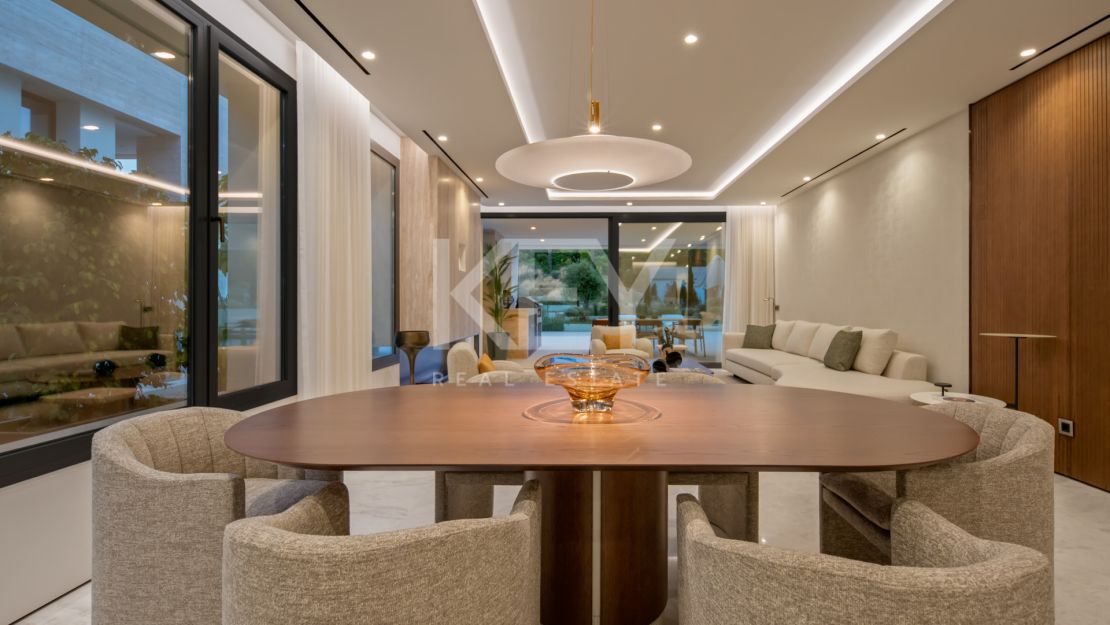 Luxury 4 Bedroom Duplex Apartment for Sale on Marbella Golden Mile