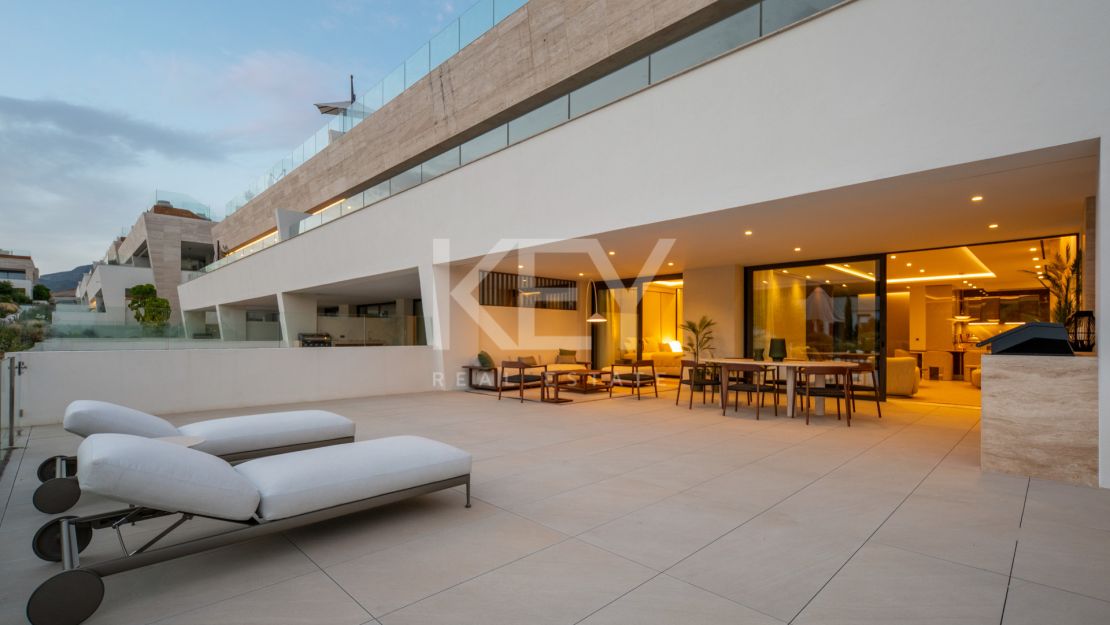 Luxury 4 Bedroom Duplex Apartment for Sale on Marbella Golden Mile