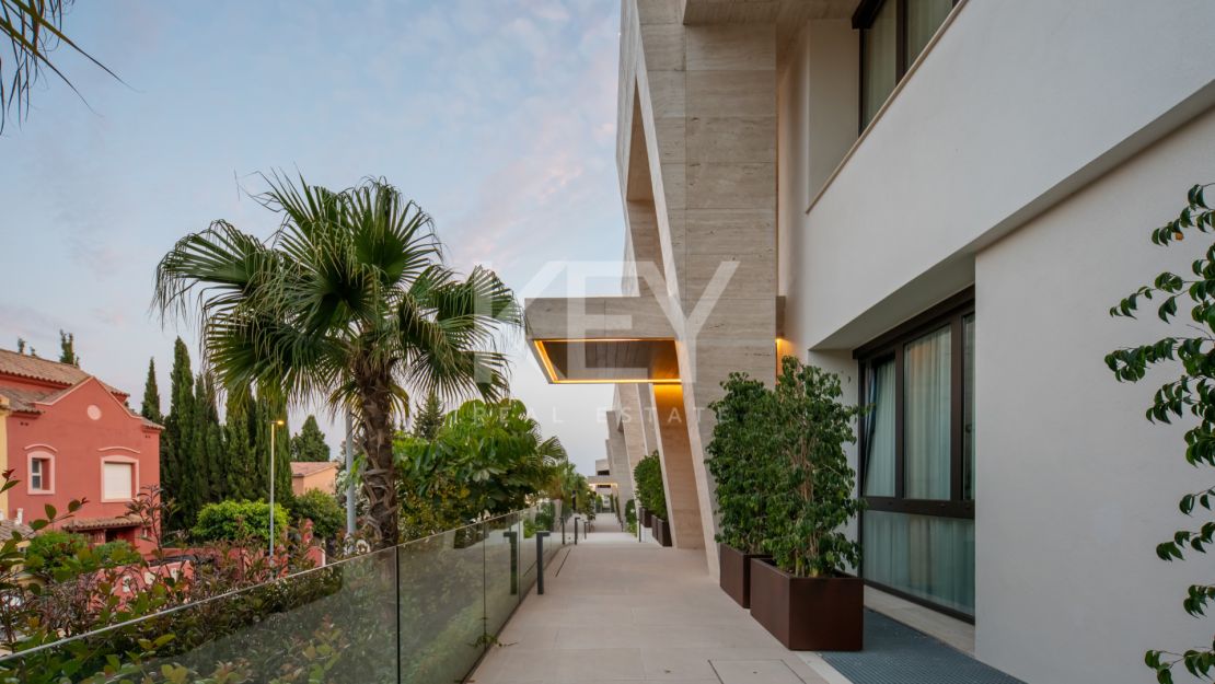 Luxury 4 Bedroom Duplex Apartment for Sale on Marbella Golden Mile