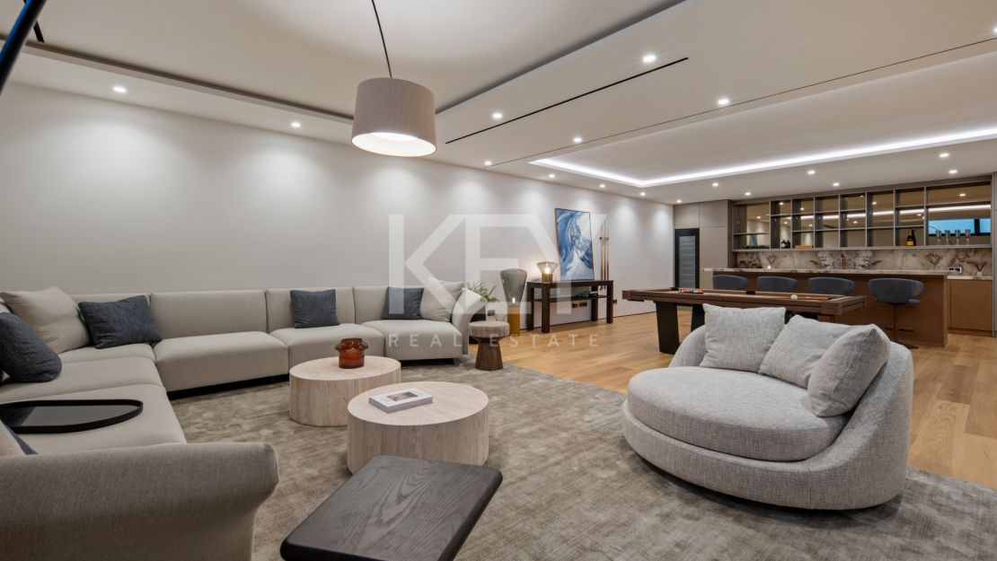 Luxury 4 Bedroom Duplex Apartment for Sale on Marbella Golden Mile