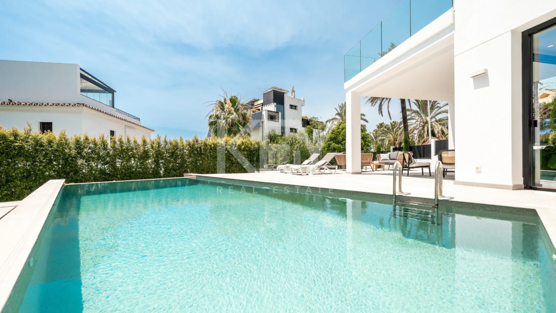 Luxury beachside villa with sea views in Marbesa, Marbella East
