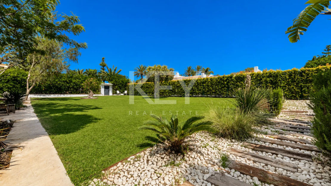Beachside contemporary villa with guest house just steps from the sea in Marbella East