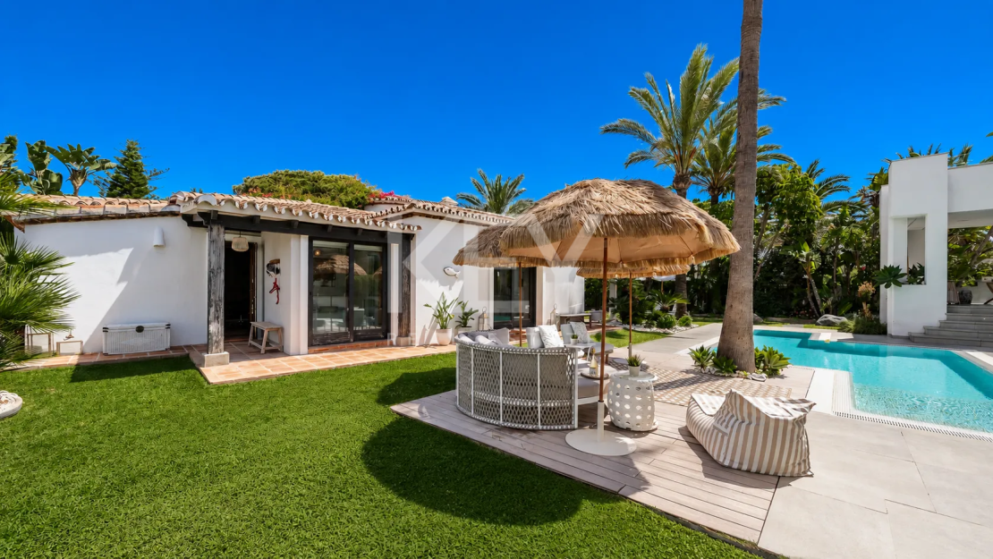 Beachside contemporary villa with guest house just steps from the sea in Marbella East