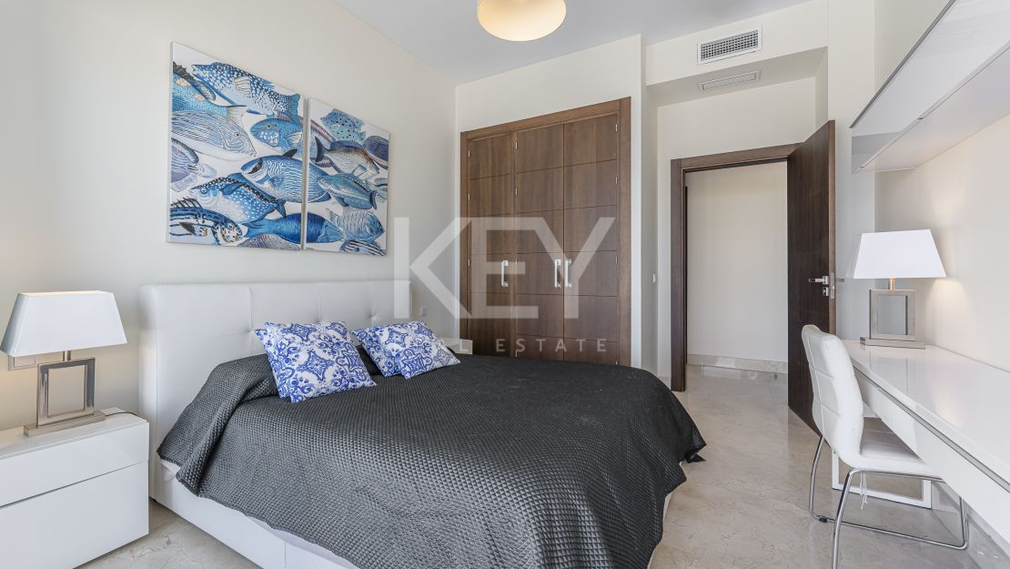 Contemporary villa with panoramic sea views for rent in Benahavís