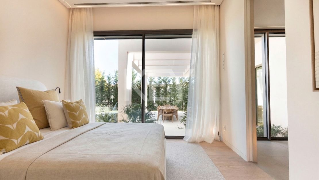 Contemporary sustainable villa with panoramic sea views in Cascada de Camoján, Marbella Golden Mile