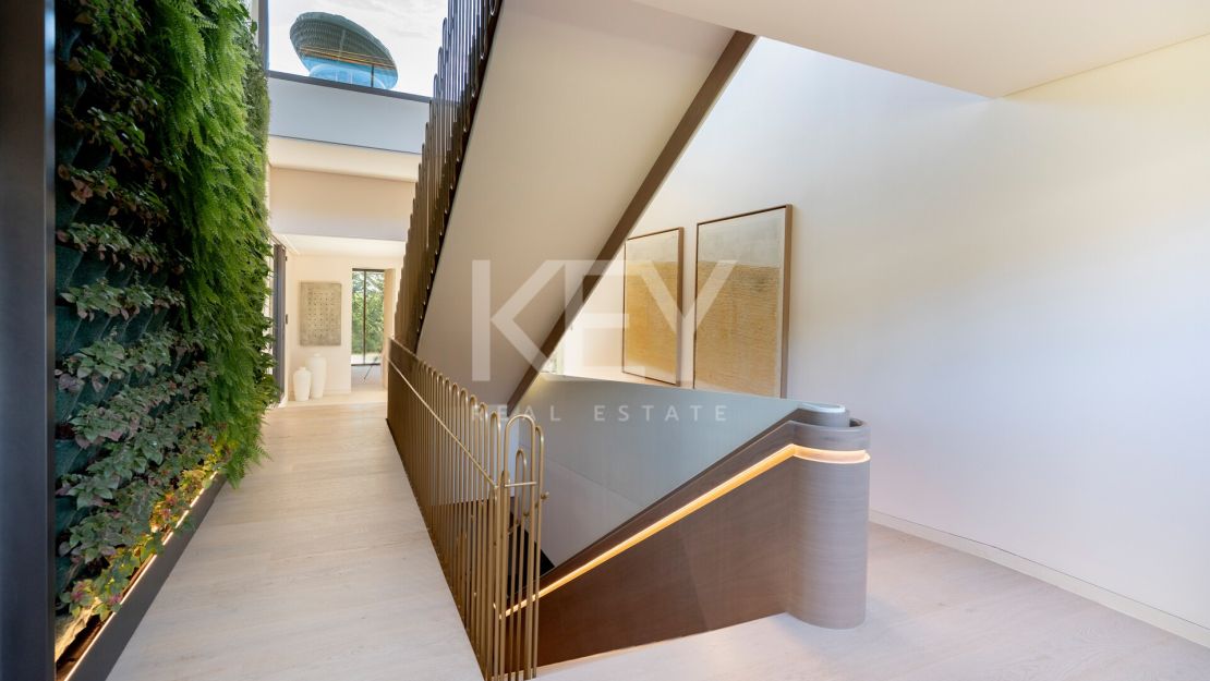Contemporary sustainable villa with panoramic sea views in Cascada de Camoján, Marbella Golden Mile