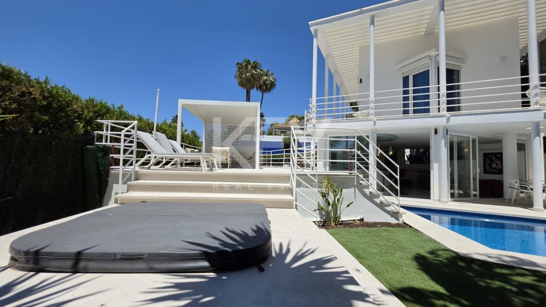 Modern renovated villa for rent near Puerto Banús in Nueva Andalucía, Marbella