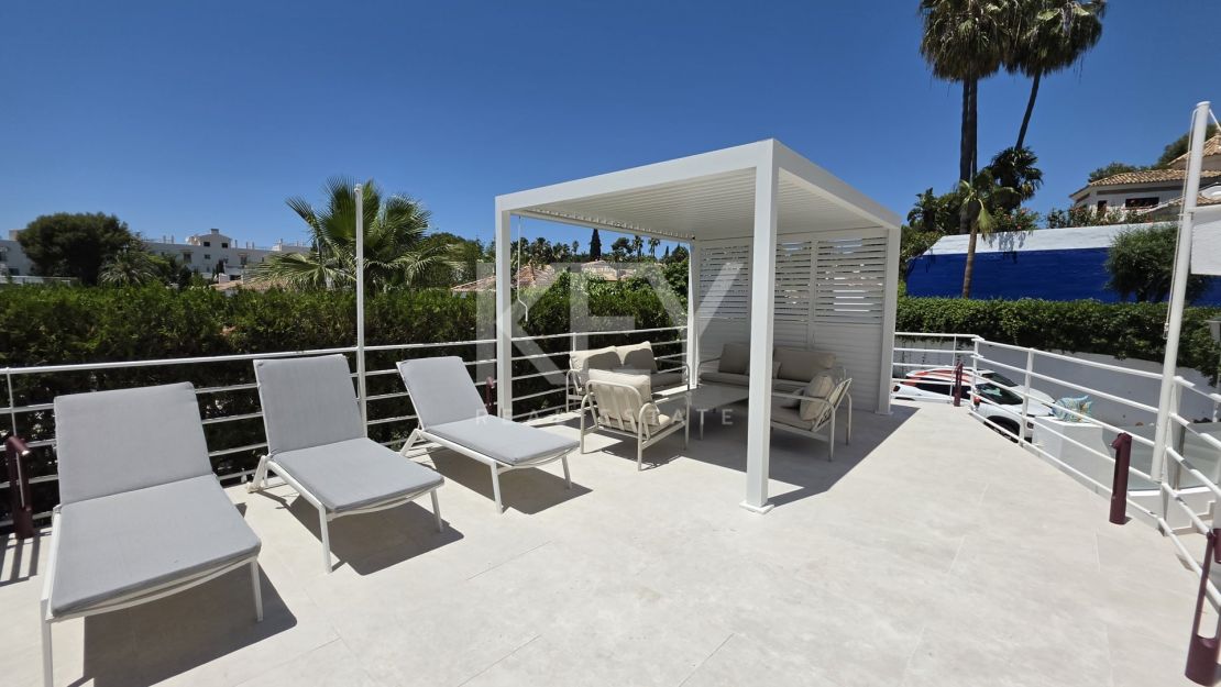 Modern renovated villa for rent near Puerto Banús in Nueva Andalucía, Marbella