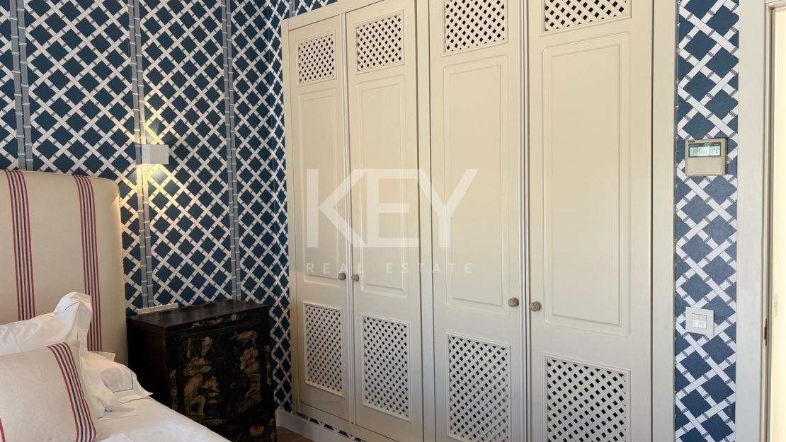 Elegant Townhouse for Sale close to golf, beaches and essential amenities in Guadalmina Alta, Marbella