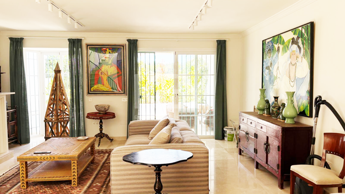 Elegant Townhouse for Sale close to golf, beaches and essential amenities in Guadalmina Alta, Marbella